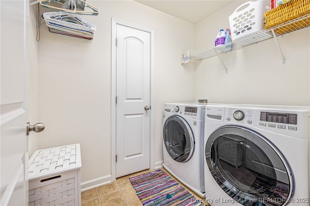 1608 Laguardia Drive, Hope Mills, NC 28348