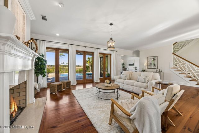 121 CARRIAGE LAMP Way, Ponte Vedra Beach, FL 32082