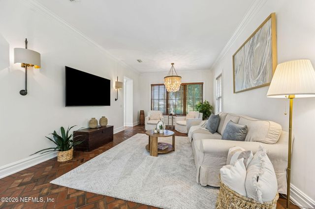 121 CARRIAGE LAMP Way, Ponte Vedra Beach, FL 32082