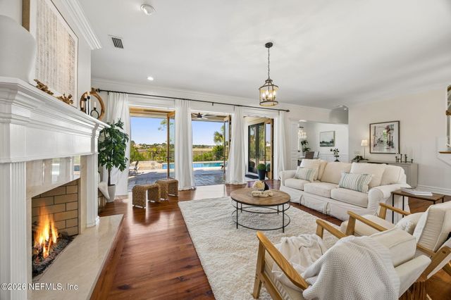 121 CARRIAGE LAMP Way, Ponte Vedra Beach, FL 32082
