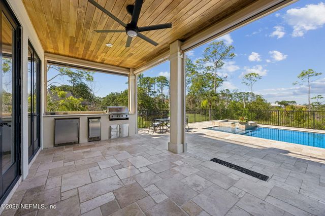 121 CARRIAGE LAMP Way, Ponte Vedra Beach, FL 32082
