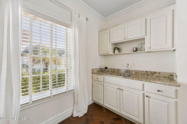 121 CARRIAGE LAMP Way, Ponte Vedra Beach, FL 32082