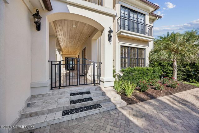 121 CARRIAGE LAMP Way, Ponte Vedra Beach, FL 32082