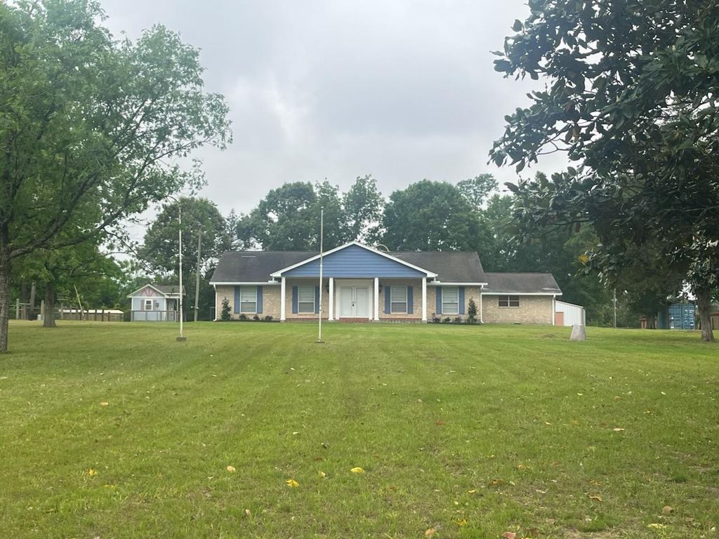 1810 State Highway 150, Coldspring, TX 77331