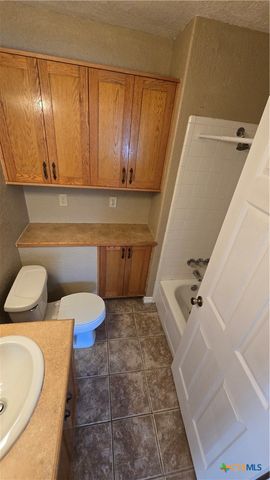 1301 Paseo Del Plata, Temple, TX 76502