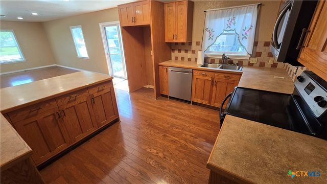 1301 Paseo Del Plata, Temple, TX 76502