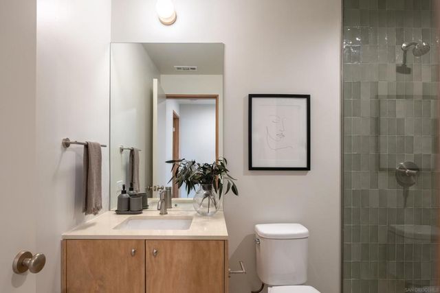 3760 66 Pershing Ave, San Diego, CA 92104