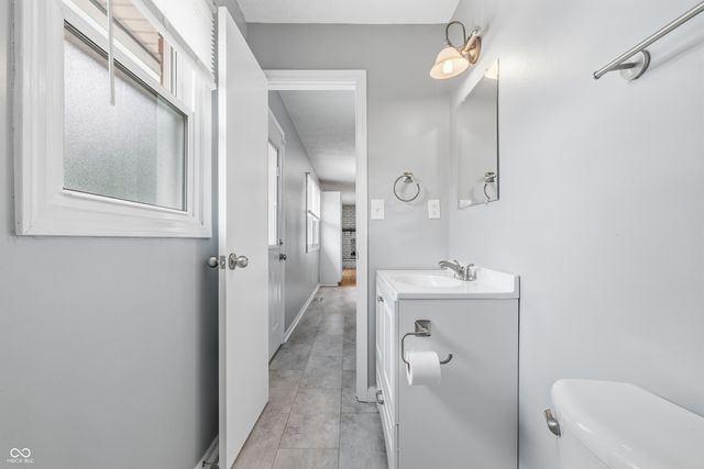 5817 Riva Ridge Drive, Indianapolis, IN 46237