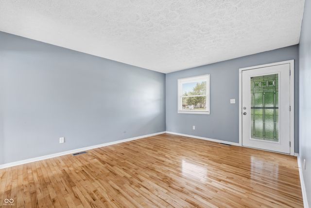 5817 Riva Ridge Drive, Indianapolis, IN 46237