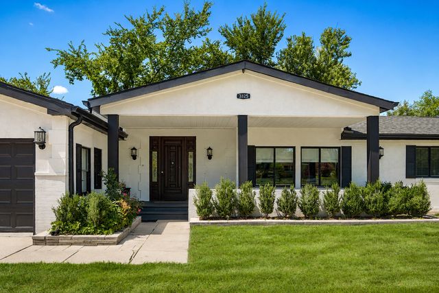 3825 Maple Avenue, Northbrook, IL 60062