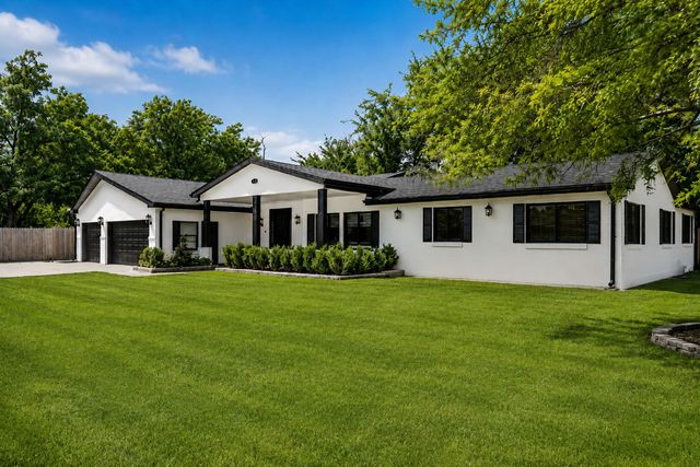 3825 Maple Avenue, Northbrook, IL 60062