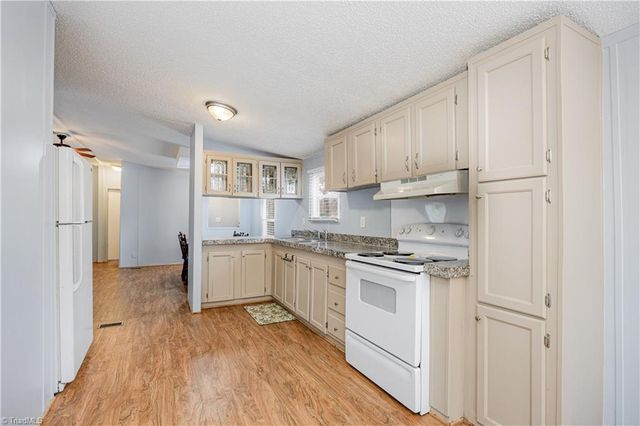 8428 Nc Highway 42, Ramseur, NC 27316