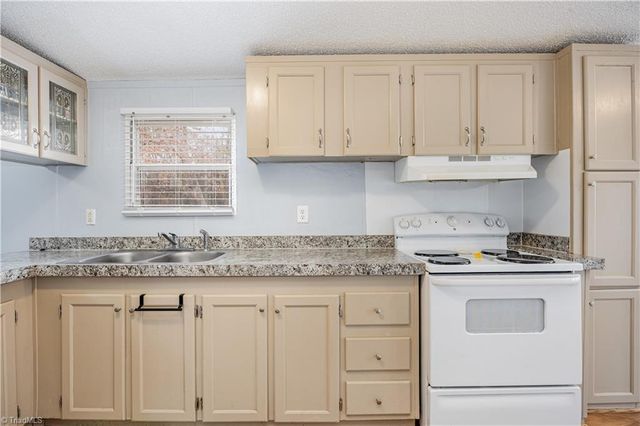 8428 Nc Highway 42, Ramseur, NC 27316