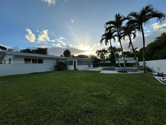 7535 SW 117 St, Pinecrest, FL 33156