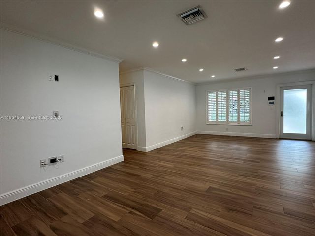 7535 SW 117 St, Pinecrest, FL 33156