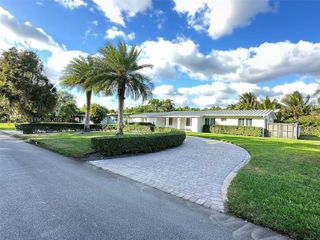 7535 SW 117 St, Pinecrest, FL 33156