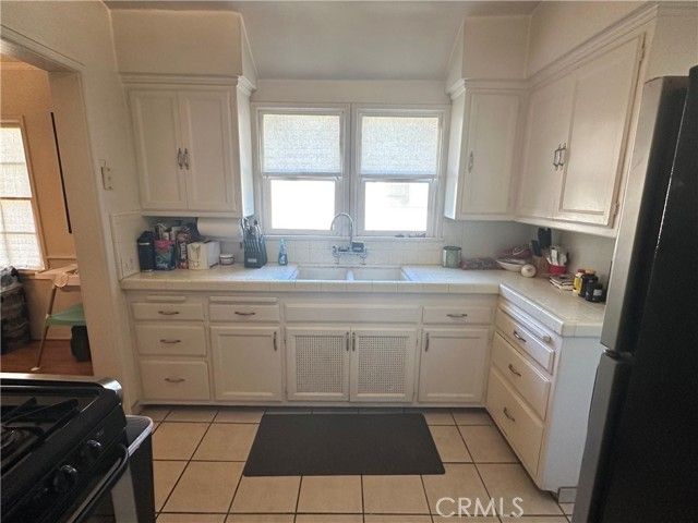 4056 Creed Avenue, Los Angeles, CA 90008