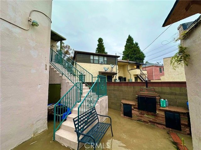 4056 Creed Avenue, Los Angeles, CA 90008