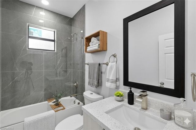 2600 14th ST SW, Lehigh Acres, FL 33976