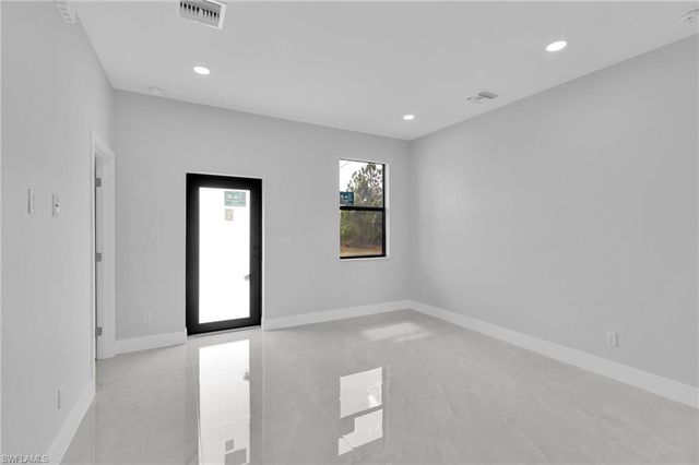 2600 14th ST SW, Lehigh Acres, FL 33976