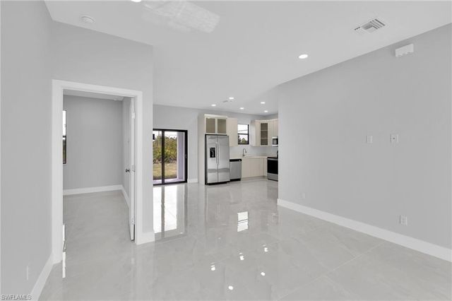 2600 14th ST SW, Lehigh Acres, FL 33976