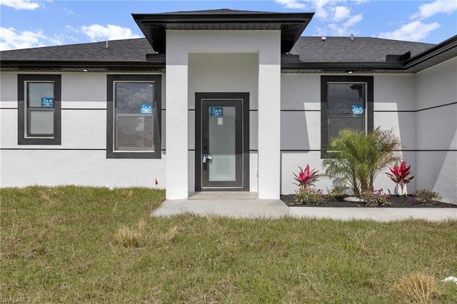 2600 14th ST SW, Lehigh Acres, FL 33976