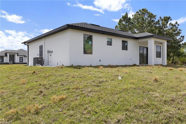 2600 14th ST SW, Lehigh Acres, FL 33976