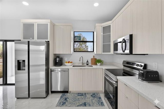 2600 14th ST SW, Lehigh Acres, FL 33976