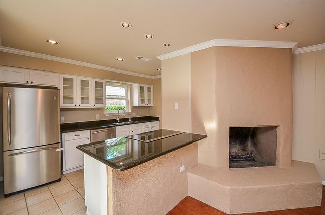 2815 Manila Lane, Houston, TX 77043