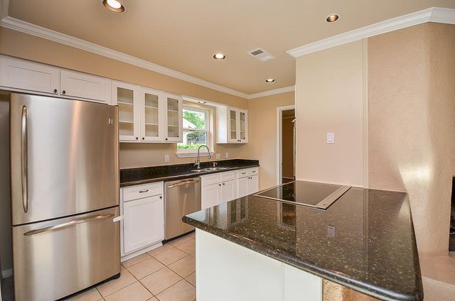 2815 Manila Lane, Houston, TX 77043