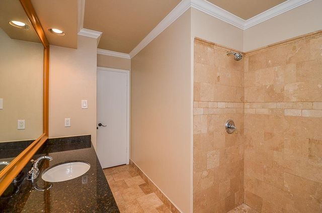 2815 Manila Lane, Houston, TX 77043