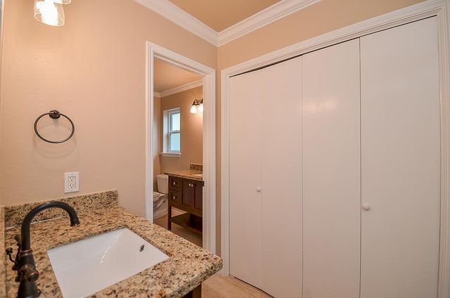 2815 Manila Lane, Houston, TX 77043