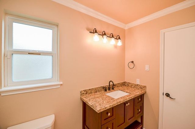 2815 Manila Lane, Houston, TX 77043