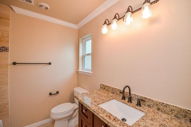 2815 Manila Lane, Houston, TX 77043