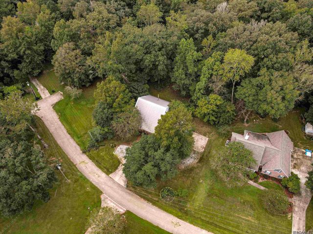 25247 Shane Ct, Jackson, LA 70748