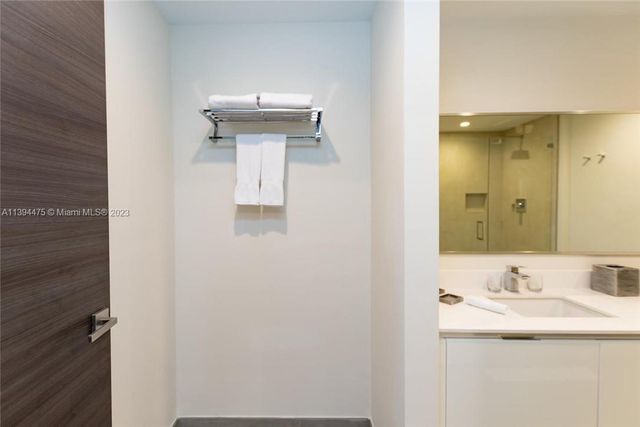 777 N Ocean Dr S302, Hollywood, FL 33019