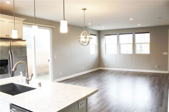 155 Unit A Flower, Costa Mesa, CA 92627