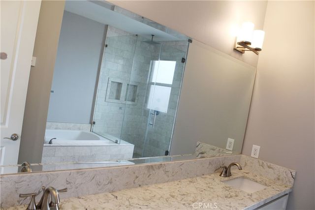 155 Unit A Flower, Costa Mesa, CA 92627