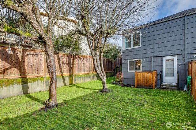 6041 5th Avenue NW, Seattle, WA 98107