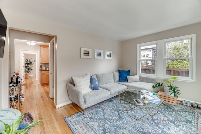 6041 5th Avenue NW, Seattle, WA 98107