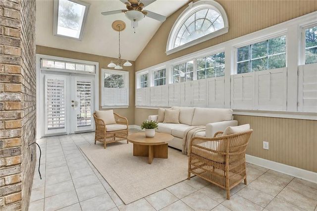 15 Stratford Way, Newnan, GA 30265