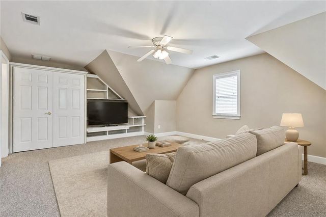 15 Stratford Way, Newnan, GA 30265