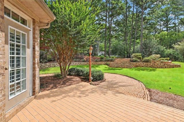 15 Stratford Way, Newnan, GA 30265