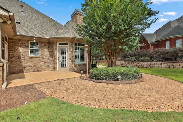 15 Stratford Way, Newnan, GA 30265