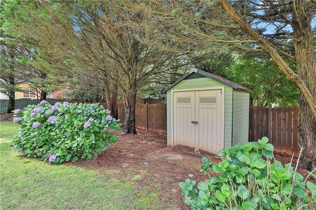 15 Stratford Way, Newnan, GA 30265