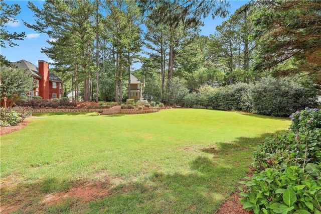 15 Stratford Way, Newnan, GA 30265