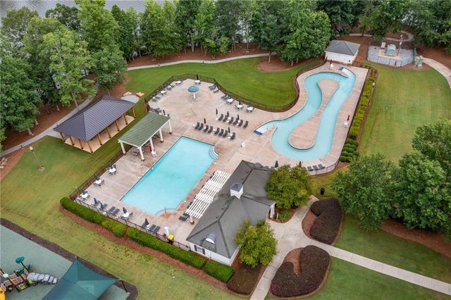 15 Stratford Way, Newnan, GA 30265