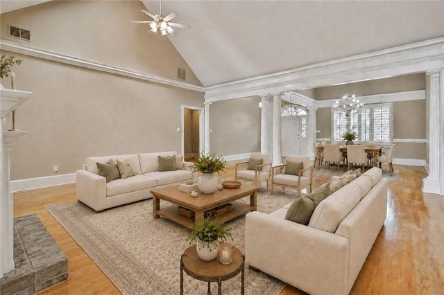 15 Stratford Way, Newnan, GA 30265
