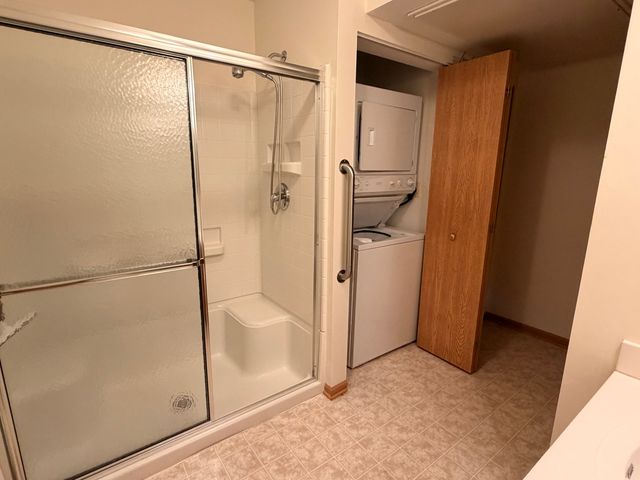 801 N MCLEAN Boulevard 330, Elgin, IL 60123