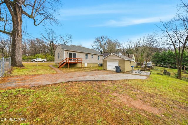 4603 Smelser Rd, Knoxville, TN 37920